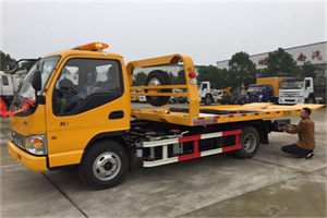 嘉黎哪里有拖车服务