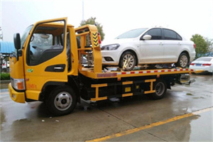 嘉黎附近拖车救援24小时服务热线